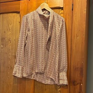 10/25$ 🧁 Stylish Women's Patterned Jacket